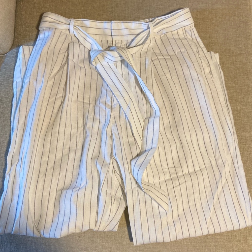 Wide leg paperbag Uniqlo trousers